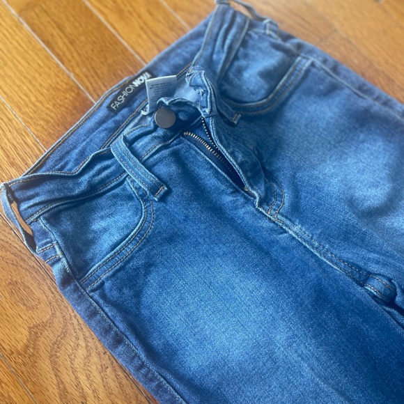 Women’s Fashion Nova Dark Wash Jean Leggings - Size 3 - Picture 9 of 12